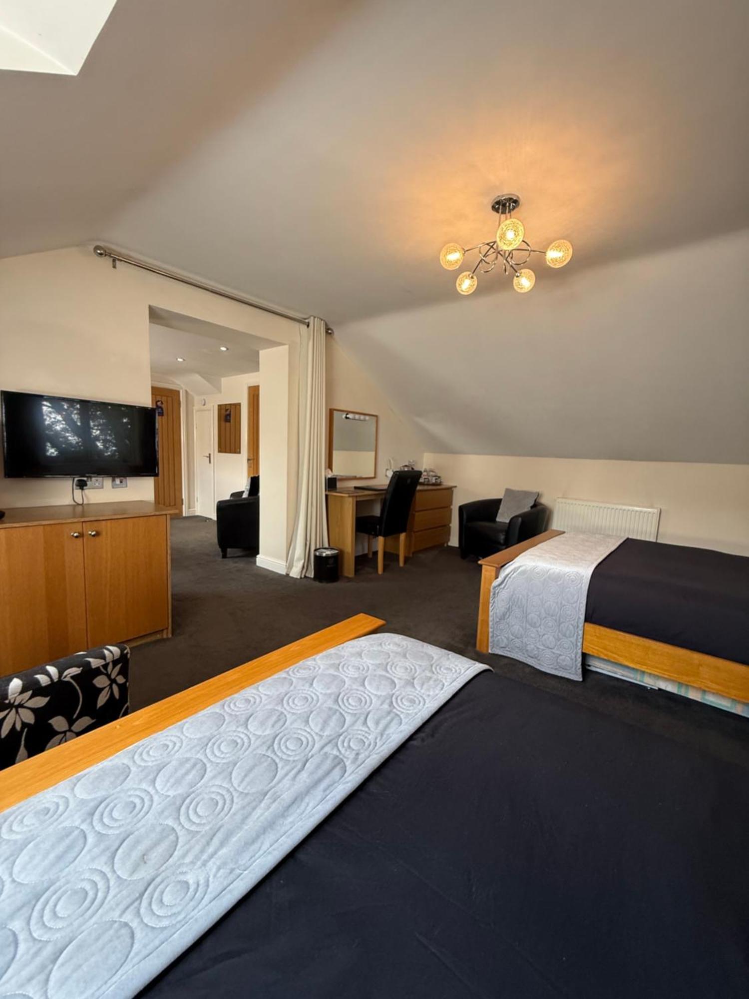 Barncroft Luxury Bed & Breakfast Solihull Exterior photo