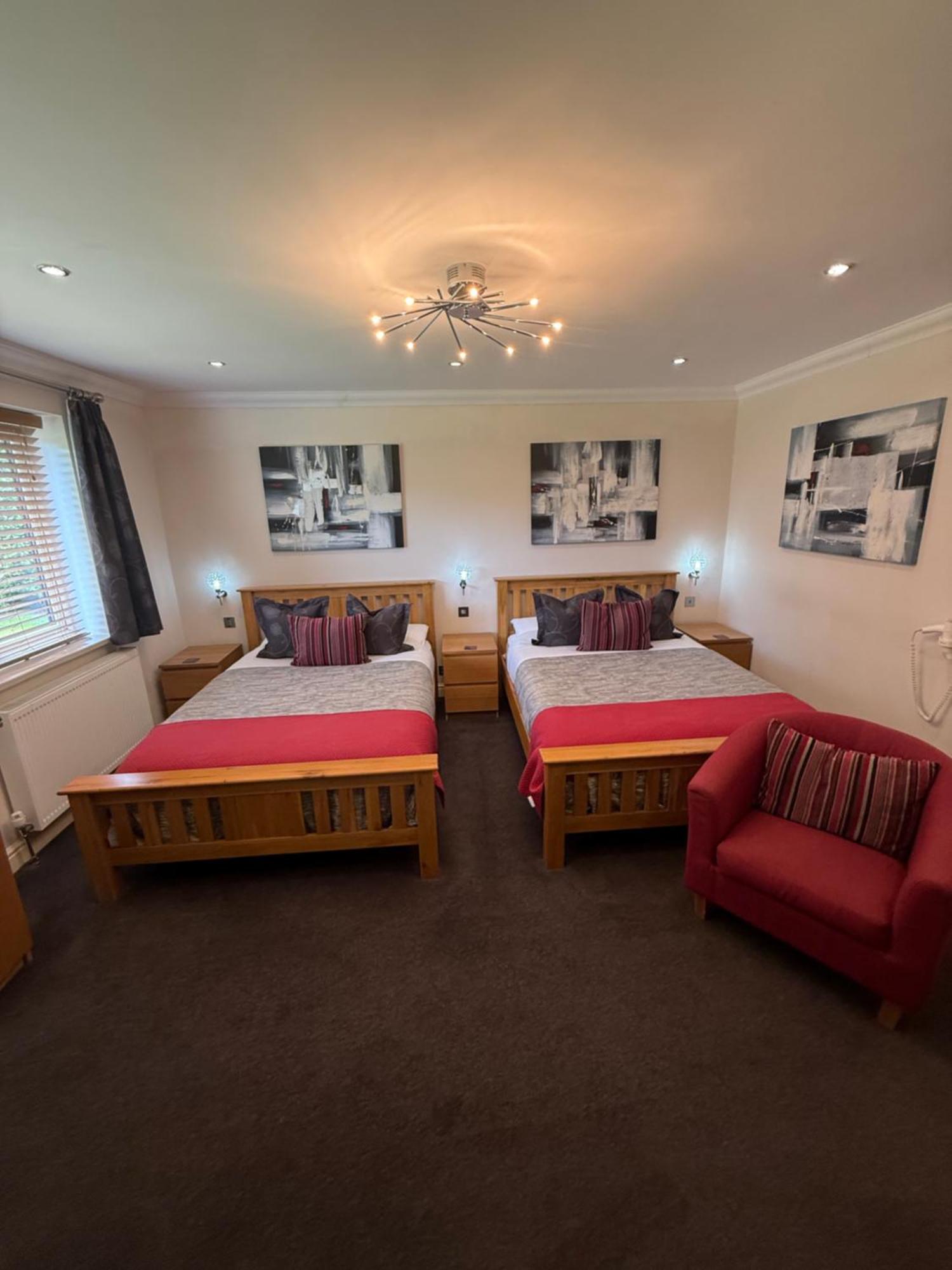 Barncroft Luxury Bed & Breakfast Solihull Exterior photo
